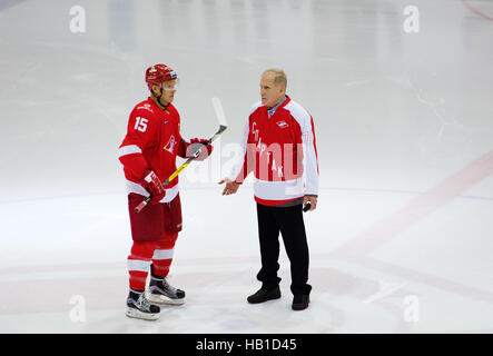 Moskau, Russland - 26. November 2016: auf Eishockey Spiel Spartak Vs Slovan auf russischen KHL premier Hockey League Championship im Luzhniki Sportarena, Moskau, Russland. Spartak gewann mit 4:2 Stockfoto