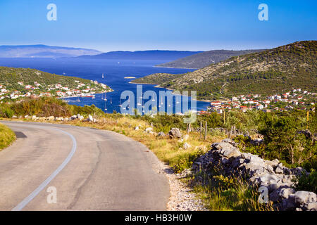 Vinisce Dorf Bucht und Hafen anzeigen Stockfoto