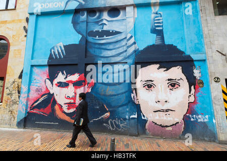 Graffiti und Street Art in Bogota Stockfoto