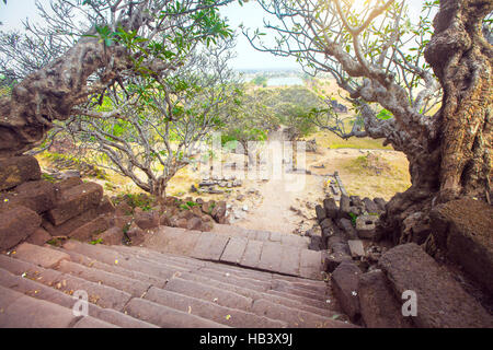 Treppe zum Wat Phu Champasak in Laos Stockfoto