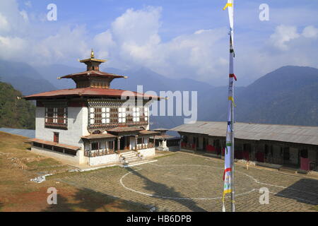 Altes Kloster in der Nähe von Mongar Stockfoto