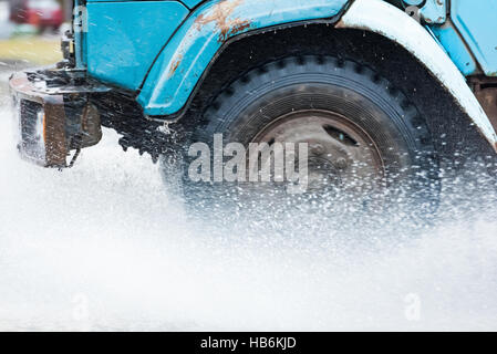Sprühen Sie aus dem Auto Stockfoto