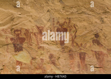 Anthropomorphen Formen, Piktogramme, Barrier Canyon Reef Stil, 6000 v. Chr. bis 100 v. Chr., Sego Canyon, Utah, USA Stockfoto