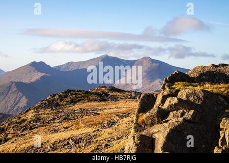 Von Moel Siabod gesehen Fuß der Gipfel des Snowdon und den bekannten Grat des Snowdon Horseshoe Stockfoto