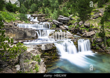 Gradas de Soaso. Wasserfall im spanischen Nationalpark Ordesa und Monte Perdido, Pyrenäen Stockfoto