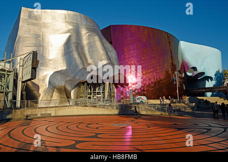 Erleben Sie Music Project Museum, entworfen von Architekt Frank Gehry, Seattle, Washington, USA Stockfoto