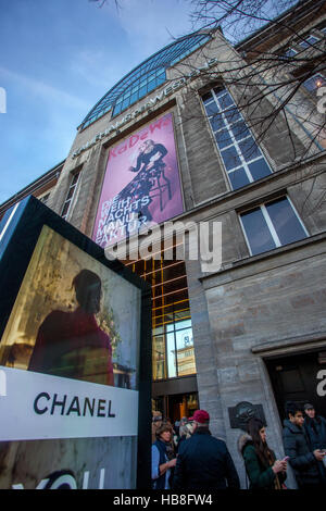 KaDeWe-Luxus-Kaufhaus, Tauentzienstraße, Berlin, Deutschland Stockfoto