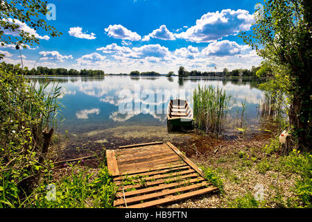 Alten Holzboot auf Soderica See Stockfoto