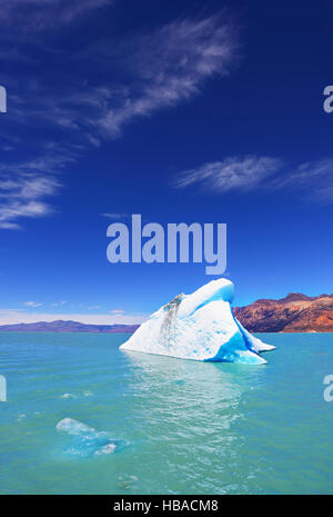 Die weiß-blaue Eisberge Stockfoto