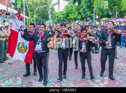 Teilnehmer an einer Parade während des 23. internationalen Mariachi & Charros Festivals in Guadalajara Mexiko Stockfoto