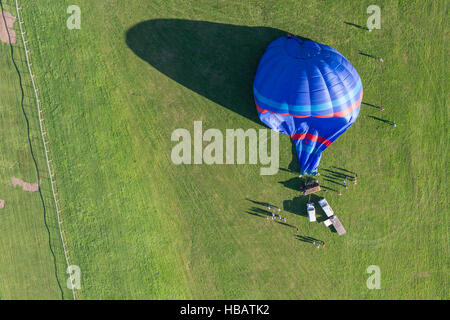 Luftbild-Heißluftballon auf Pitchcroft Racecourse, Worcester, England, UK Stockfoto