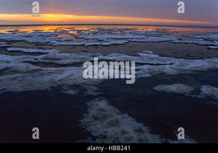 Sonnenuntergang im Winter an der Nordseeküste Stockfoto