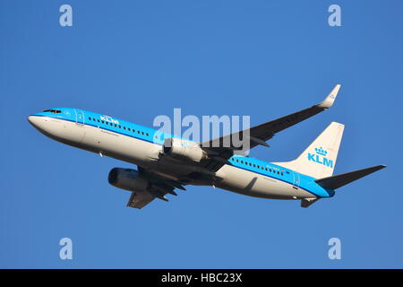 KLM-Boeing 737 - 8K 2 PH-BXF ausgehend von London Heathrow Airport, Großbritannien Stockfoto