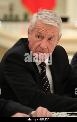 Moskau, Russland. 6. Dezember 2016. Generalsekretär des Rates der Europa Thorbjorn Jagland während eines Treffens mit der russische Präsident Vladimir Putin im Kreml 6. Dezember 2016 in Moskau, Russland. Bildnachweis: Planetpix/Alamy Live-Nachrichten Stockfoto