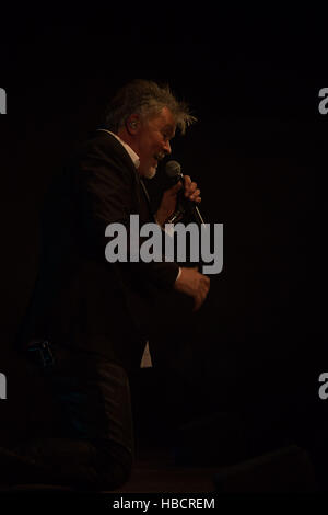 Wrexham, UK. 6. Dezember 2016. Paul Young bei William Aston Hall Wrexham Credit: Ceridwen Hughes/Alamy Live-Nachrichten Stockfoto