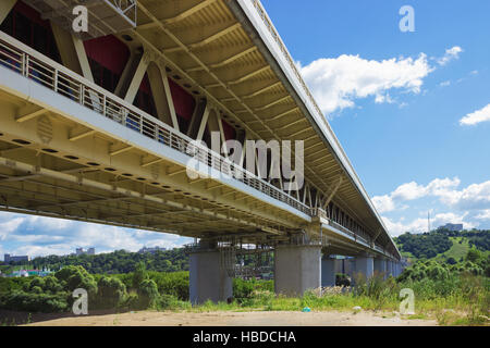 Metro Brücke in Nischni Nowgorod, Russland Stockfoto