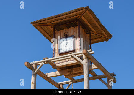 Der hölzerne Glockenturm Stockfoto