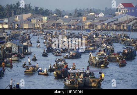 ASIEN VIETNAM MEKONG DELTA FLOATING MARKET Stockfoto