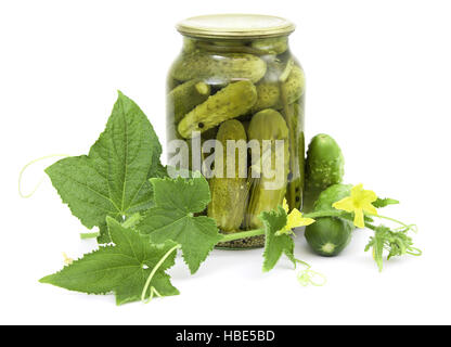 Saure Gurken im Glas Stockfoto