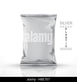 Silber Snack-Verpackungen aus Kunststoff isoliert auf weißem Hintergrund Stock Vektor