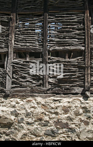 Wand der alten verwitterten Bauernhof Scheune Stockfoto