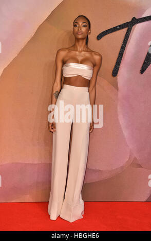 Jourdan Dunn Teilnahme an The Fashion Awards 2016 in der Royal Albert Hall, London. PRESSEVERBAND Foto. Bild Datum: Montag, 5. Dezember 2016. Bildnachweis sollte lauten: Matt Crossick/PA Wire. Stockfoto