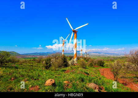 Die modernen Windmühlen und Einfassung Hermon Stockfoto