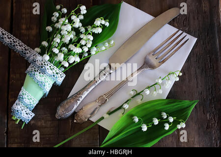 Vintage Besteck und bouquet Stockfoto