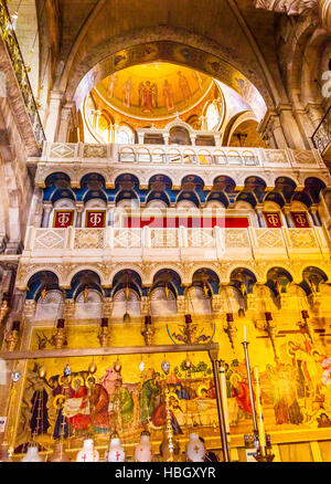 Salbung Stein Bögen Kuppel Crusader Kirche des Heiligen Grabes Jerusalem Israel.  Kirche in 1114 bis 1170 n. Chr. erweitert enthält Jesus Tomb und Golgatha Stockfoto