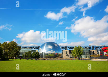 La Geode in den Parc De La Villette in Paris, Frankreich Stockfoto