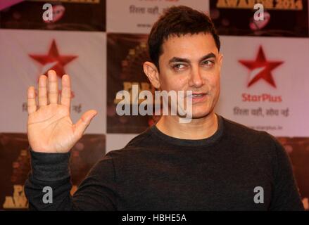 Bollywood-Schauspieler Aamir Khan während der Star Parivaar-Preisverleihung in Mumbai, Indien am 22. Juni 2014. Stockfoto