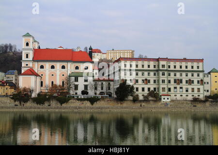 Kuppel aufgedeckt auf dem Fluss Inn, Passau Stockfoto