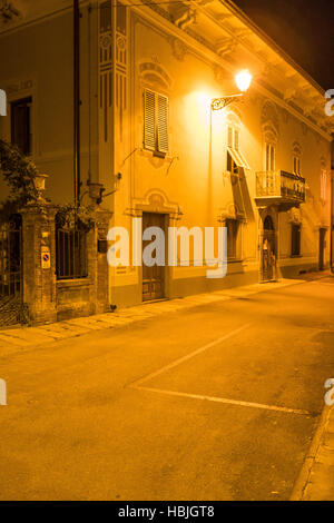 Casa Tolomei, jetzt ein Gästehaus. Früher waren Elizabeth Barrett und Robert Browning in Bagni di Lucca, Toskana, Italien. Stockfoto