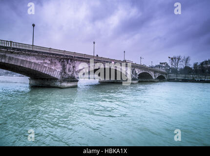 Austerlitz Brücke über den Fluss Seine in Paris Stockfoto