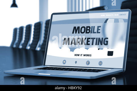 Landing-Page Laptop mit Mobile Marketingkonzept. 3D. Stockfoto