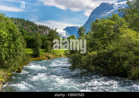 Gletscherfluss in Norwegen Stockfoto