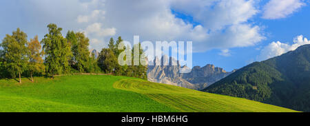 Alpin, Alpen, Hintergrund, schön, Kirche, Dolomit, Dolomit, berühmt, Italien, Stockfoto