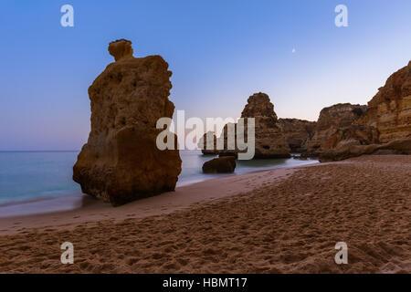 Strand in der Nähe von Albufeira - Algarve-Portugal Stockfoto