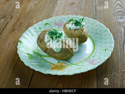 Finnische gebackene Kartoffeln Stockfoto