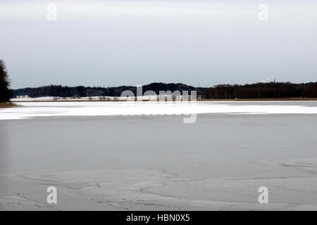 Gefrorene Meer am Dezember Stockfoto