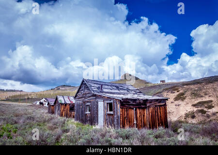 Verlassene Wohnungen in ländlichen Colorado Stockfoto