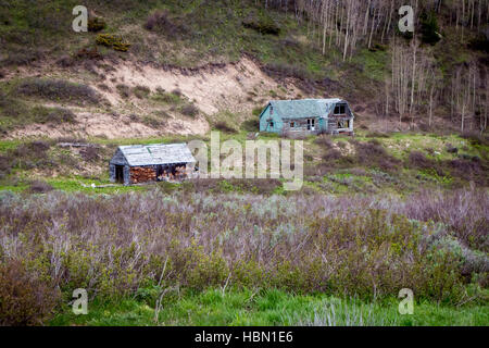 Verlassene Wohnungen in ländlichen Colorado Stockfoto