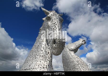 Tagsüber Bild von The Kelpies, in der Nähe von Falkirk, Schottland, Vereinigtes Königreich Stockfoto