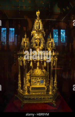 Schrein für die Heilig-Blut, 1573, Treasury, Basilika des kostbaren Blutes, Brügge, West Flandern, Belgien, Europa Stockfoto