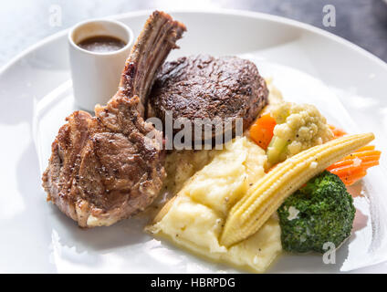 Gegrilltes Lamm-steak Stockfoto