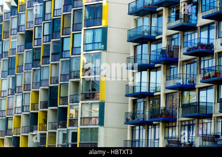 Balkone auf Mehrfamilienhäuser in Viña Del Mar, Chile Stockfoto