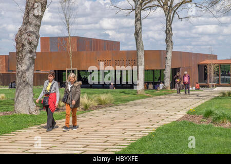 Musée Soulages, Soulages Museum, entworfen von dem katalanischen Architekten RCR Passelac & Roques, Rodez, Aveyron zugeordnet, Stockfoto