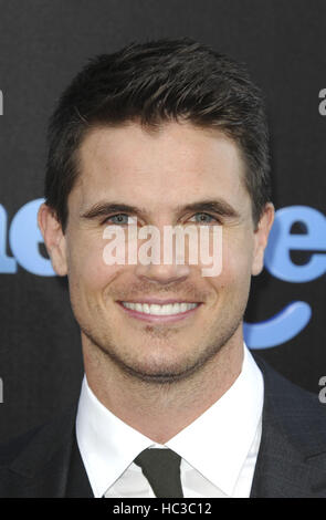 Film-Premiere von neun Leben mit: Robbie Amell Where: Los Angeles, California, Vereinigte Staaten von Amerika bei: 2. August 2016 Stockfoto