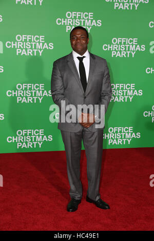 Westwood, Ca. 7. Dezember 2016. Sam Richardson kommt bei der Premiere von Paramount Pictures 'Büro Weihnachtsfeier"im 7. Dezember 2016 Regency Village Theatre in Westwood, Kalifornien. (Credit: Parisa Afsahi/Media-Punch). / Alamy Live News Stockfoto