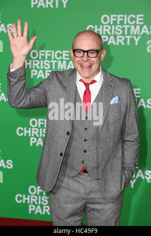 Westwood, Ca. 7. Dezember 2016. Rob Corddry kommt bei der Premiere von Paramount Pictures 'Büro Weihnachtsfeier"im 7. Dezember 2016 Regency Village Theatre in Westwood, Kalifornien. (Credit: Parisa Afsahi/Media-Punch). / Alamy Live News Stockfoto